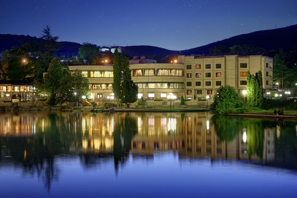 Park Hotel Stara Zagora Exterior photo The University of Patras